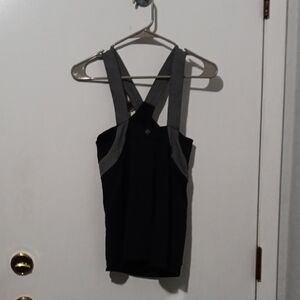 Lululemon Stylish Black and Gray Women's Top
